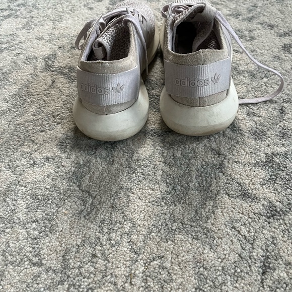 Adidas sneakers - Picture 2 of 4